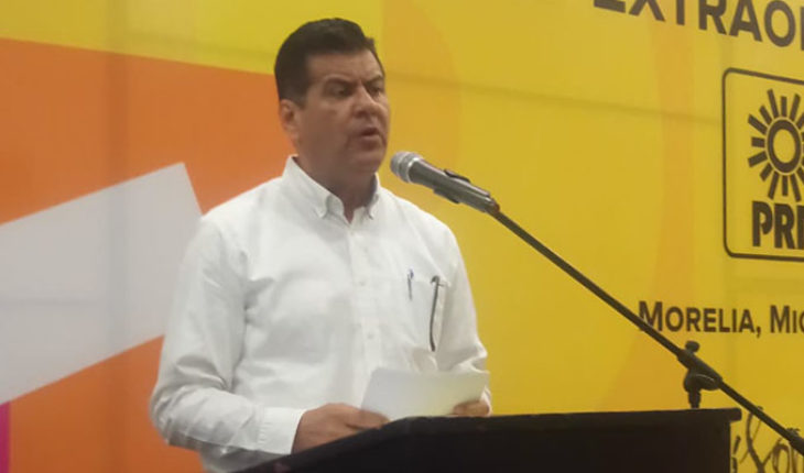 Juan Bernardo Corona Martínez, electo de manera unánime como nuevo dirigente del PRD en Michoacán