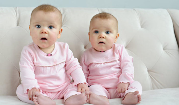La cesárea, factor de riesgo para el desarrollo psicológico en gemelos