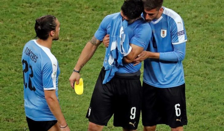 Luis Suárez reapareció agradeciendo el apoyo tras el yerro que eliminó a Uruguay de la Copa América