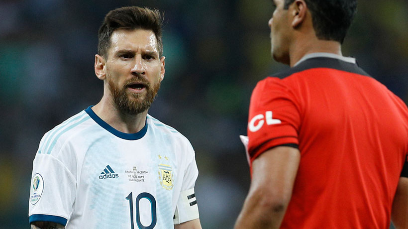 Messi y derrota argentina: “El árbitro les favoreció, Brasil maneja mucho en la Conmebol”