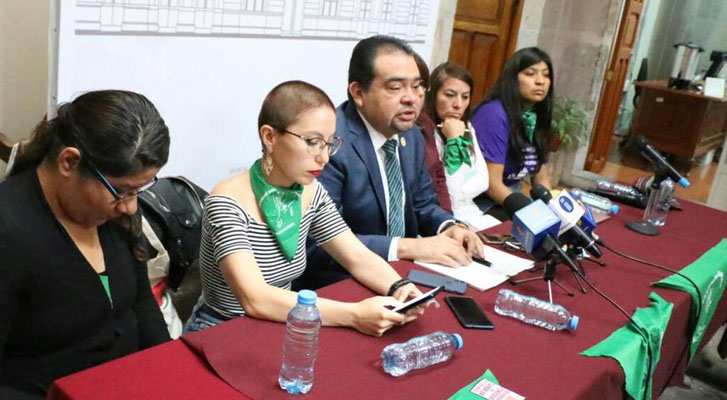 Deputy to seek decriminalization of abortion in Michoacán