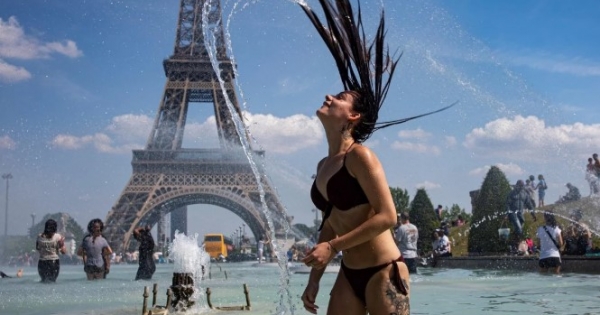 Europe melts by heat wave and breaks new records