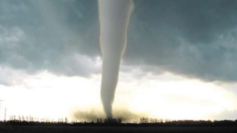 Meteorologist who studied Biobío phenomenon: "It is possible that a tornado will be generated in Santiago"