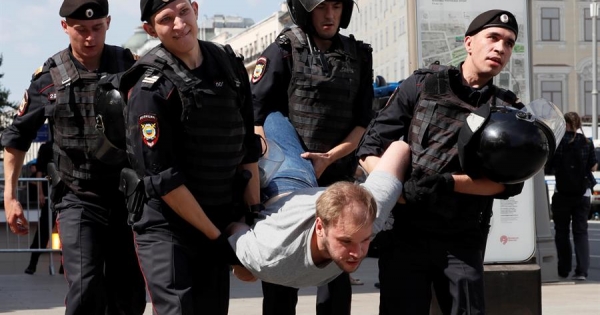 More than 1,000 detainees at a rally in Moscow following one of the authorities' most violent repressions in recent years