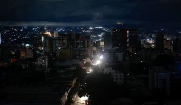 translated from Spanish: New blackout in Venezuela: what did Nicolás Maduro and Juan Guaidó say?