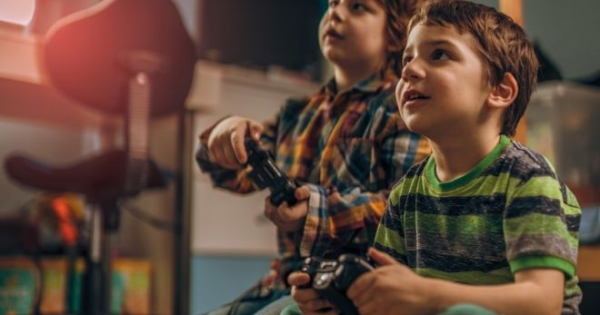 "Our children emptied our bank account by playing FIFA" (and how to prevent that from happening to you)