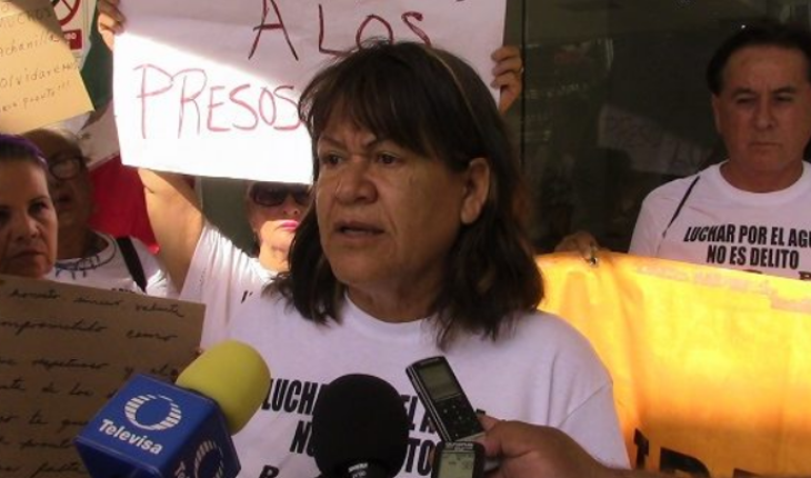 translated from Spanish: Relatives of Mexicali Resiste activist detained