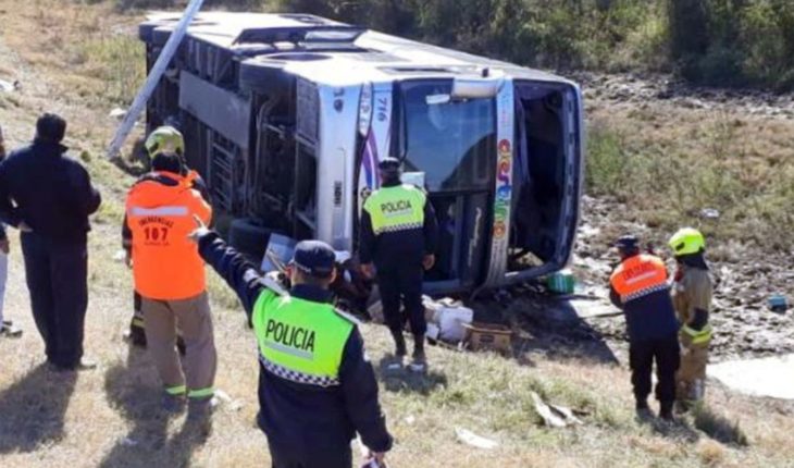 translated from Spanish: The remains of the fatalities of the accident in Tucumán arrived in Mendoza