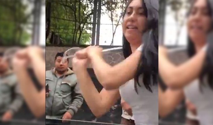 Autoridades Buscan #Lady Piñata, mujer que golpeó auto en Tlalpan