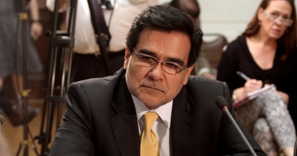 Fernando Barraza otra vez en la mira por escándalo de contribuciones ABC1