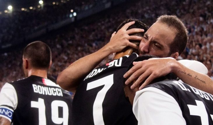 Juventus vs Napoli: Koulibaly le regala el triunfo a los bianconeros, a pesar del gran trabajo de Chucky Lozano