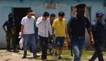 Liberan a 5 policías retenidos por 20 días en Chiapas