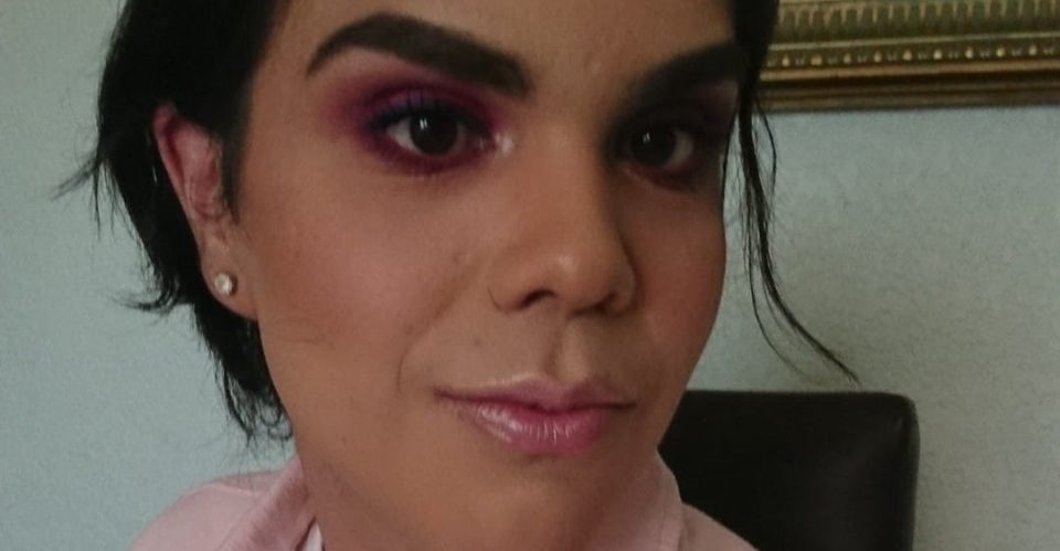 Mujer trans denuncia que gimnasio no la dejó usar el vestidor de mujeres