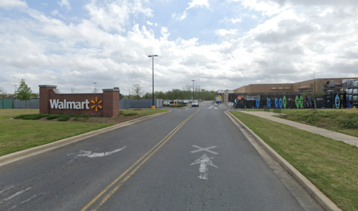 Se registra tiroteo entre dos hombres en un Walmart en EU