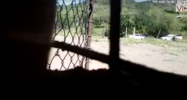 (Video) Registran el ingreso de un grupo armado a Huetamo y San Lucas