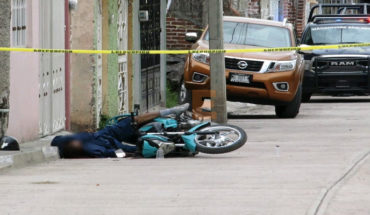 translated from Spanish: A motorcyclist is murdered in The Realejo colony of Jacona, Michoacán