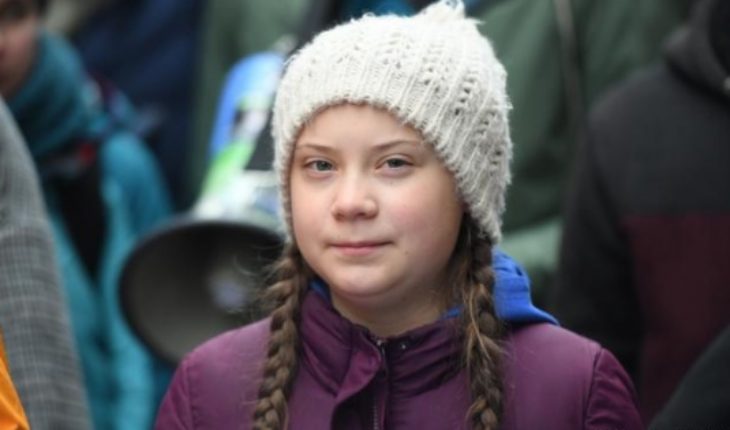 translated from Spanish: Activist Greta Thunberg departs to Geneva in preamble to her tour and passage through Chile
