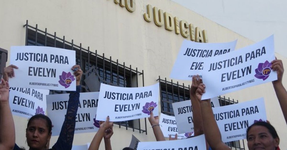 El Salvador: Evelyn, the young woman convicted of miscarriage, was acquitted