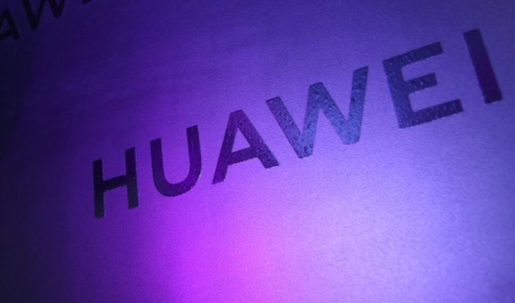 translated from Spanish: Huawei delivers on promise and launches its own operating system