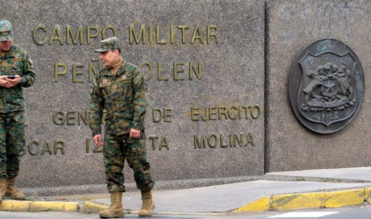 translated from Spanish: Institutional crisis: Army would have intercepted calls from military people who reported corruption