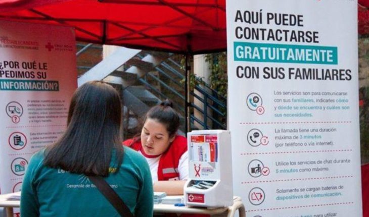 translated from Spanish: Mendoza Red Cross will offer migrants free contact with relatives