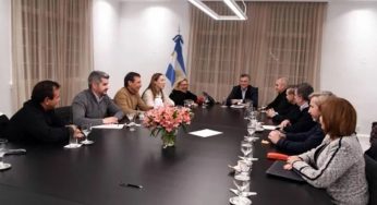translated from Spanish: The government’s announcement after the meeting in Olivos