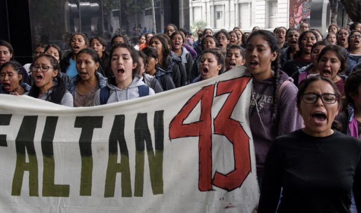 A 5 años de Ayotzinapa, gobierno ofrece recompensa por información del caso