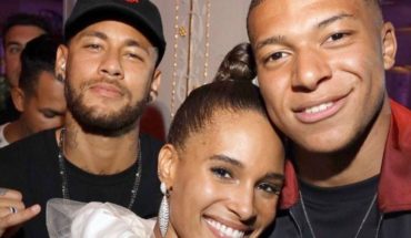 Neymar y compañeros de PSG se pasan la noche en una gran fiesta con modelos