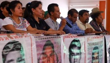 Reclamos clave de padres de Ayotzinapa al gobierno de AMLO
