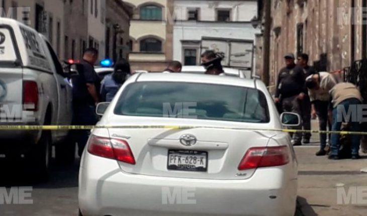 translated from Spanish: Elderly suffera with a heart attack and dies in the Historic Center of Morelia