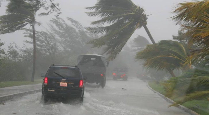 Hurricane "Lorena" will cause heavy rains to occasional torrential over areas of Baja California Sur, Sonora, Chihuahua, Durango and Sinaloa