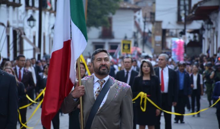 translated from Spanish: “I’m proud to be Mexican”: Victor Báez Ceja