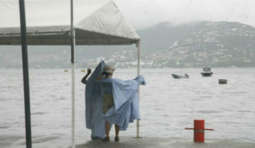 translated from Spanish: Intense spot rains are forecast in Veracruz, Tabasco, Oaxaca and Chiapas