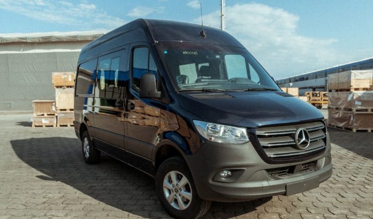 translated from Spanish: Mercedes-Benz Sprinter: renovation with more technology and comfort