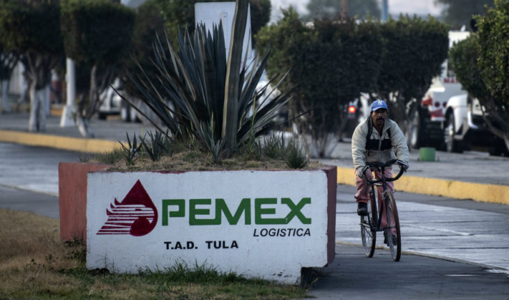 translated from Spanish: Pemex expects to increase 5.6% of oil production by 2020