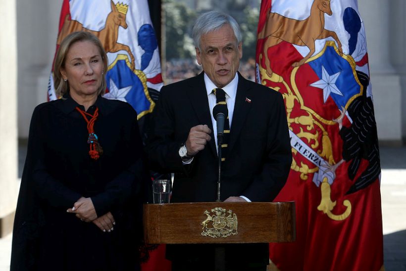 Piñera called to reflect on the "causes and consequences" of the coup
