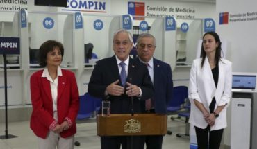 translated from Spanish: President Piñera presented the new Compin office in Santiago
