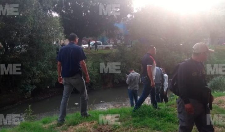 translated from Spanish: They find the body of a guy in the Chiquito River, Morelia
