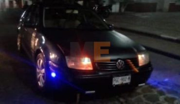 translated from Spanish: Two arrested for driving stolen vehicle in Cuitzeo, Michoacán