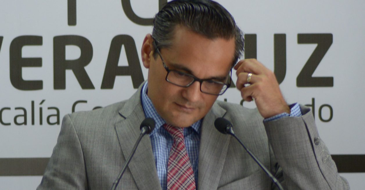 Veracruz Congress removes Jorge Winckler from Prosecutor's Office