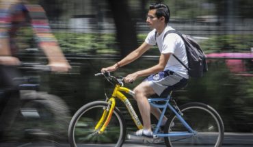 translated from Spanish: Your bike on the Metro? It will no longer be just on Sundays
