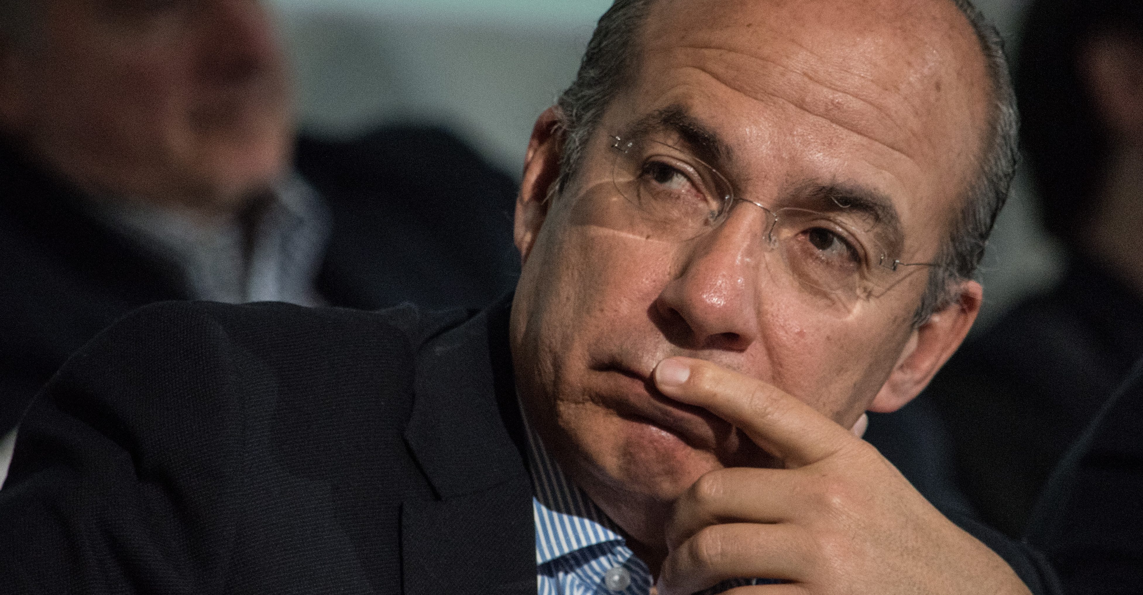 Calderón declina dar conferencia en el Tec por rechazo estudiantil