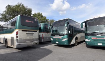 Tras 10 días, normalistas de Tenería liberan 65 de 92 autobuses