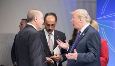 Recep Tayyip Erdoğan (presidente de Turquía) y Donald Trump (presidente de EEUU) durante una cena de trabajo en la cumbre de la OTAN (2018). Foto: NATO North Atlantic Treaty Organization (CC BY-NC-ND 2.0). Blog Elcano