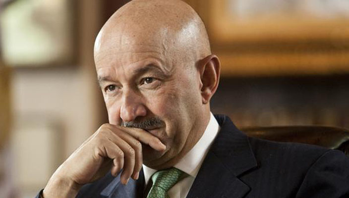 "A company used his name to have the SAT waive me taxes": Salinas de Gortari