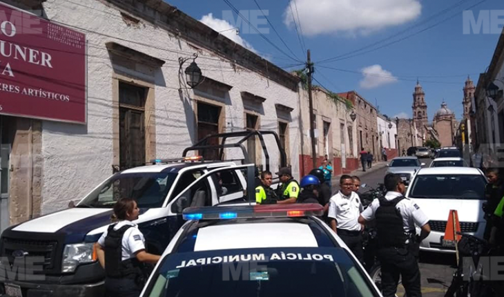 translated from Spanish: Alleged card cloner captured in the center of Morelia