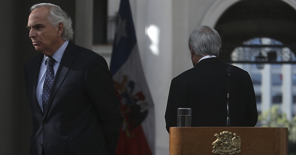 By the Ground: Active Research Survey reveals devastating assessment of Piñera's cabinet in crisis management