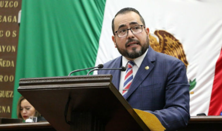 translated from Spanish: Congress urges Federation to strengthen security in Michoacán