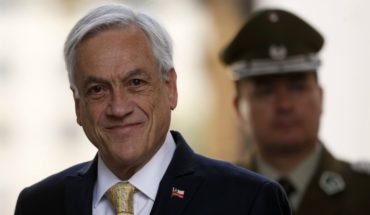 translated from Spanish: Piñera called on Chileans to define thename between “crime or democracy”