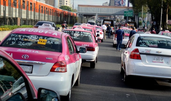 translated from Spanish: Taxi drivers cancel mobilization planned for Monday in CDMX